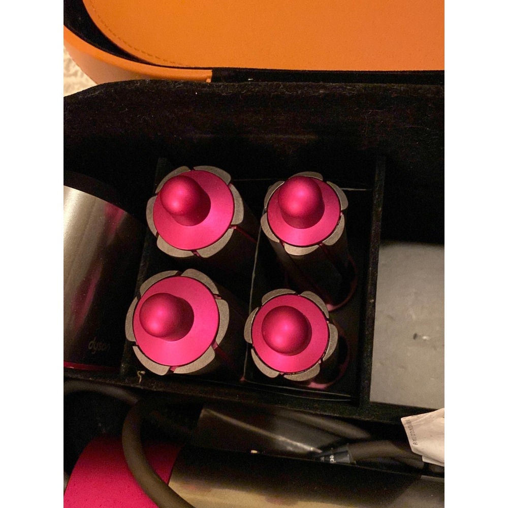 [Sold] Authentic Dyson Airwrap Complete Styler complete set - Picture 7 of 11